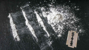 Uso di cocaina da parte dei padri e gli effetti sui figli maschi