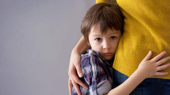 Genitori iperprotettivi: considerazioni e suggerimenti
