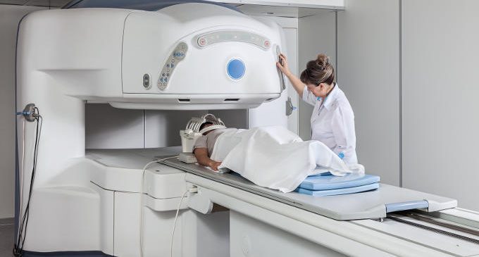 La risonanza magnetica: come funziona – Introduzione alla psicologia