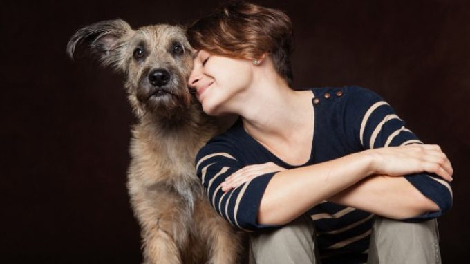 Una migliore qualità di vita a portata di zampa: la funzione psicoterapeutica del cane