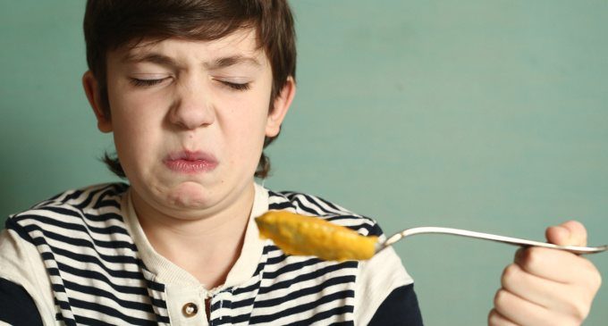 Neofobia alimentare cause e conseguenze della paura di mangiare cibi nuovi