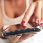 Sexting, effetti nella coppia: tra l'aumento del piacere e la paura delle conseguenze