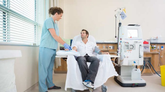 Lo psicologo con i pazienti in emodialisi: umanizzare la pura assistenza medica
