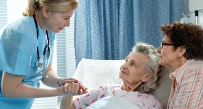 Ospedalizzazione dell' anziano: conseguenze e possibili interventi