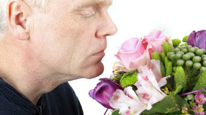 Depressione: persino i profumi non sono più gli stessi – Correlazioni tra sintomi depressivi e capacità olfattive