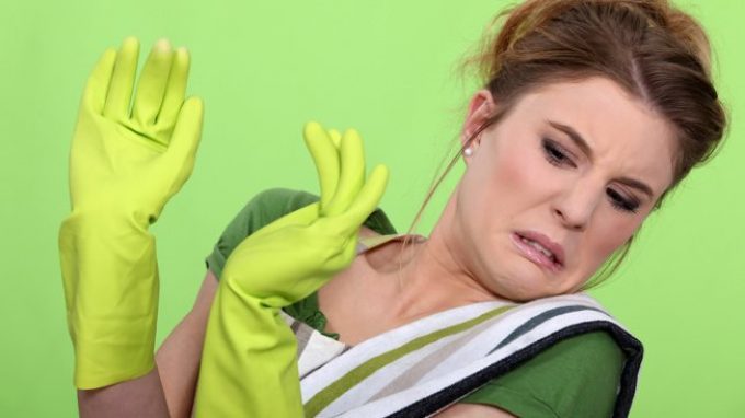 Che schifo, solo a guardare ho bisogno di lavarmi! Disturbo ossessivo-compulsivo e propensione al disgusto