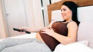 Gli effetti dei programmi TV sulle aspettative delle donne in gravidanza