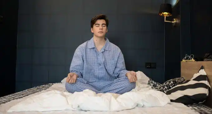 Mindfulness per l'insonnia MBTI principi e tecniche per dormire meglio