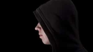 Adolescenti violenti contro i genitori le cause e gli approcci terapeutici