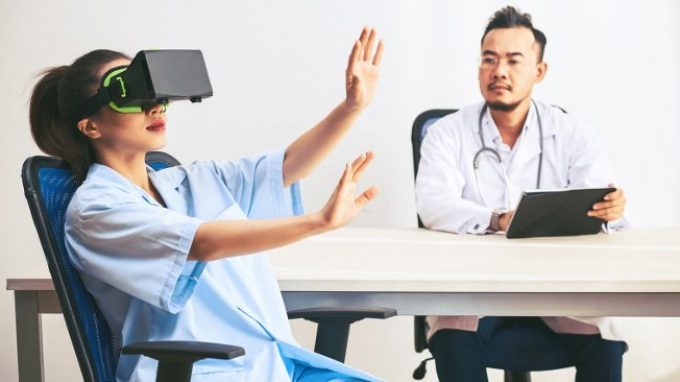 Realtà virtuale: nuovo alleato del terapeuta CBT nel trattamento delle paranoie in pazienti con disturbi psicotici?