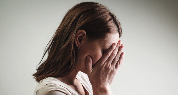 La regolazione emotiva: sopprimere le emozioni negative può aiutarci a stare meglio?