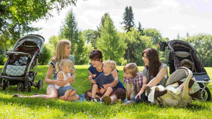 L’importanza dell’adulto nello sviluppo delle abilità sociali dei bambini