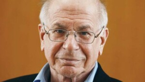 Daniel Kahneman gli studi sui processi decisionali che gli valsero il Nobel