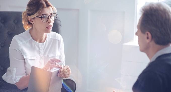 Disturbi di personalità: auto-diagnosi dei pazienti e diagnosi dei professionisti a confronto