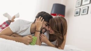 Sesso e felicità: una vita sessuale attiva ci rende più felici - Psicologia