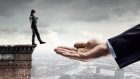 Abbattere il coping o mirare alle radici della sofferenza?
