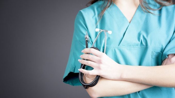 Le esperienze avverse in infanzia sono collegate a burnout e depressione in un campione di infermieri
