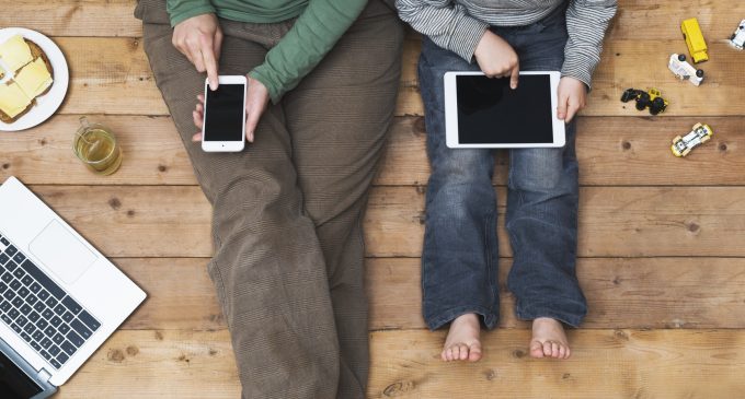 Violenza in TV e nei social: è un fattore di rischio per lo sviluppo dell’aggressività negli adolescenti?