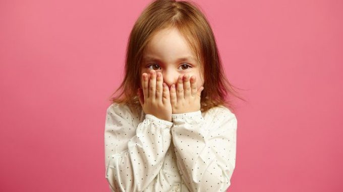 Le parole che non escono: mutismo selettivo a scuola e intervento cognitivo-comportamentale