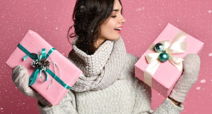 Oh oh oh.. anche quest’anno sono in ritardo coi regali di Natale. Perché procrastiniamo anche a Natale?