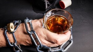 Alcol: l'abuso di bevande alcoliche potrebbe modificare il nostro DNA