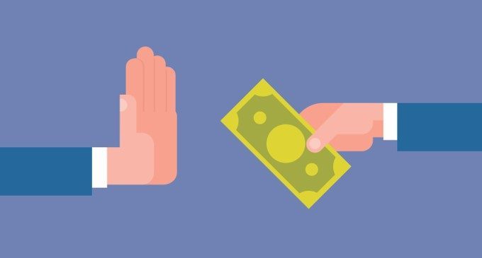Per quali motivi la corruzione è così diffusa e difficile da estirpare?
