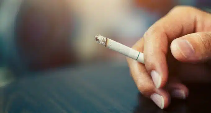 Fumo di sigaretta e capacità visive fumare farebbe male anche alla vista