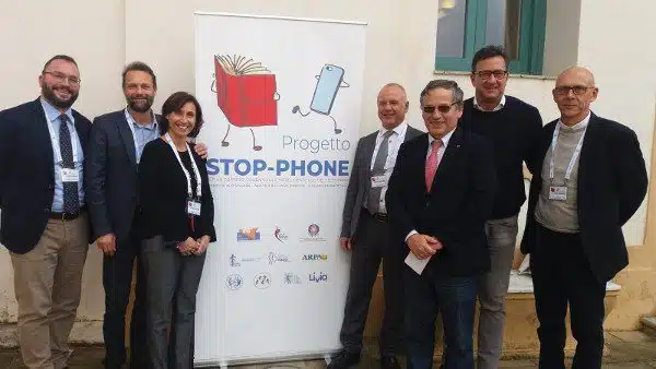 Stop phone: un progetto per promuovere un uso consapevole del cellulare