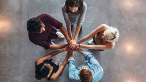 Collaboration effect: cosa spinge le persone a sacrificarsi per gli altri