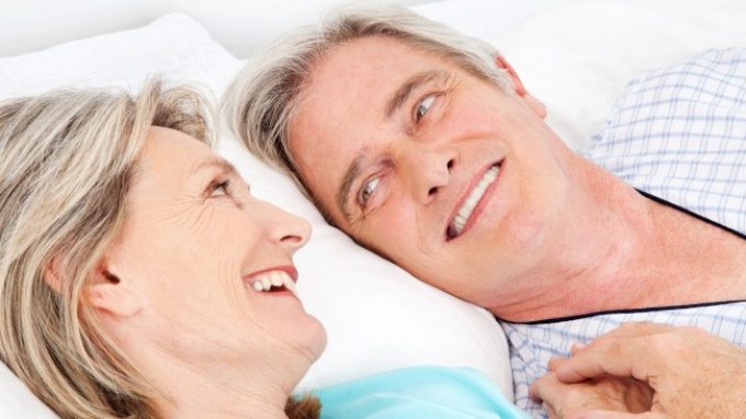 Essere sessualmente soddisfatti da anziani è importante per la salute