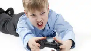 Videogiochi violenti: quali sono gli effetti sul comportamento dei bambini