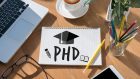 Nella borsa del dottorando: quali implicazioni psicologiche per chi sceglie la carriera accademica?