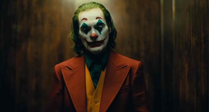 La risata perturbante, straziante ed assordante di Joker