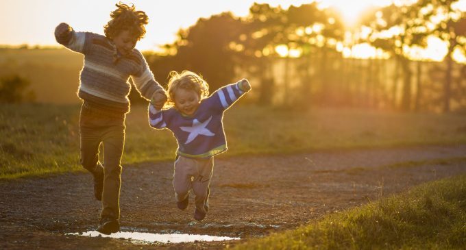 La diversità che ci unisce: il legame fraterno come fonte di sostegno