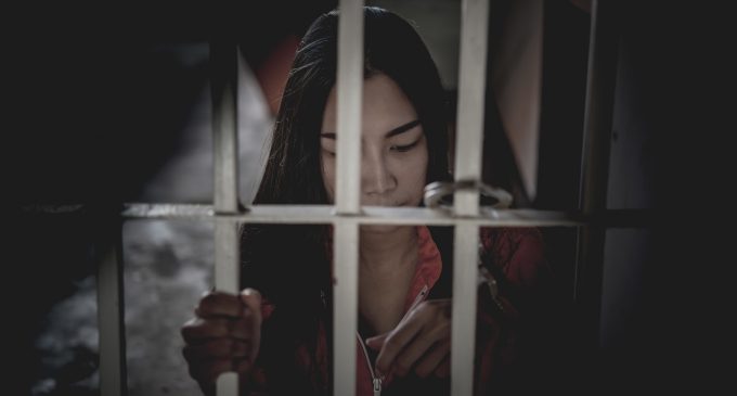 Terapia carceraria: l’uso delle lettere d’addio in psicoterapia nelle donne con condotte di autolesionismo