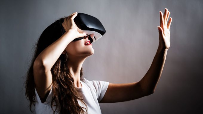Oculus quest: la realtà virtuale di Facebook – Psicologia digitale
