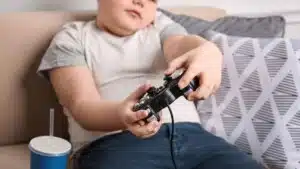 Videogames: considerazioni e studi sulla relazione tra gaming e obesità