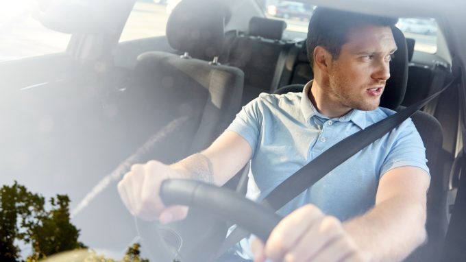 Competizione e sicurezza stradale – Come il fattore tempo innesca la competizione per la precedenza in strada