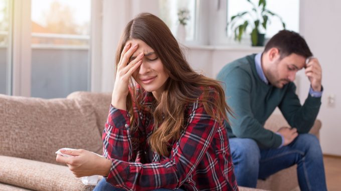 Tradimento e resilienza individuale: quando il fardello dell’infedeltà subita risulta più facile da superare
