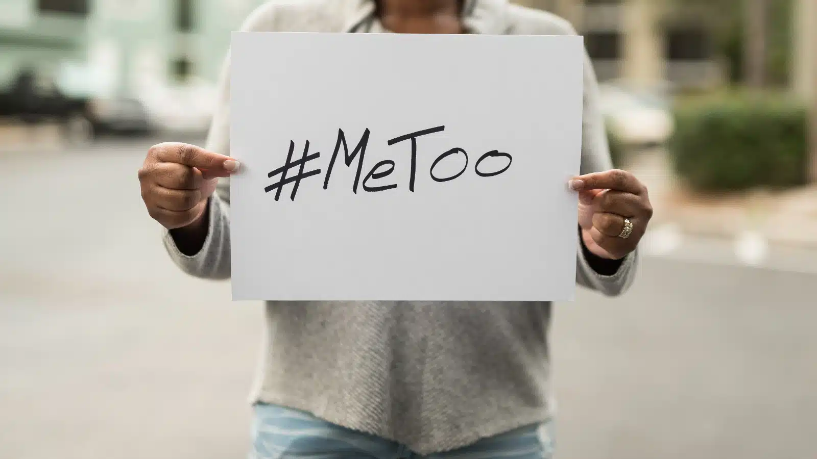 MeToo: il potere dei social media nel denunciare la violenza sessuale