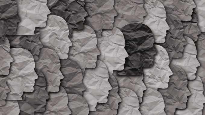 Le più famose dittature della storia e il fenomeno della psicologia delle folle