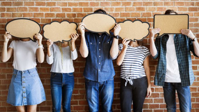 Pensieri, linguaggi e spazi della rete: come e perché influenzano la mente degli adolescenti