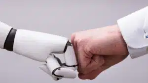 Ansia sociale: gestirla attraverso l'interazione coi robot - Psicologia