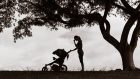 Il lato “Medea” – Moms, una rubrica su maternità e genitorialità