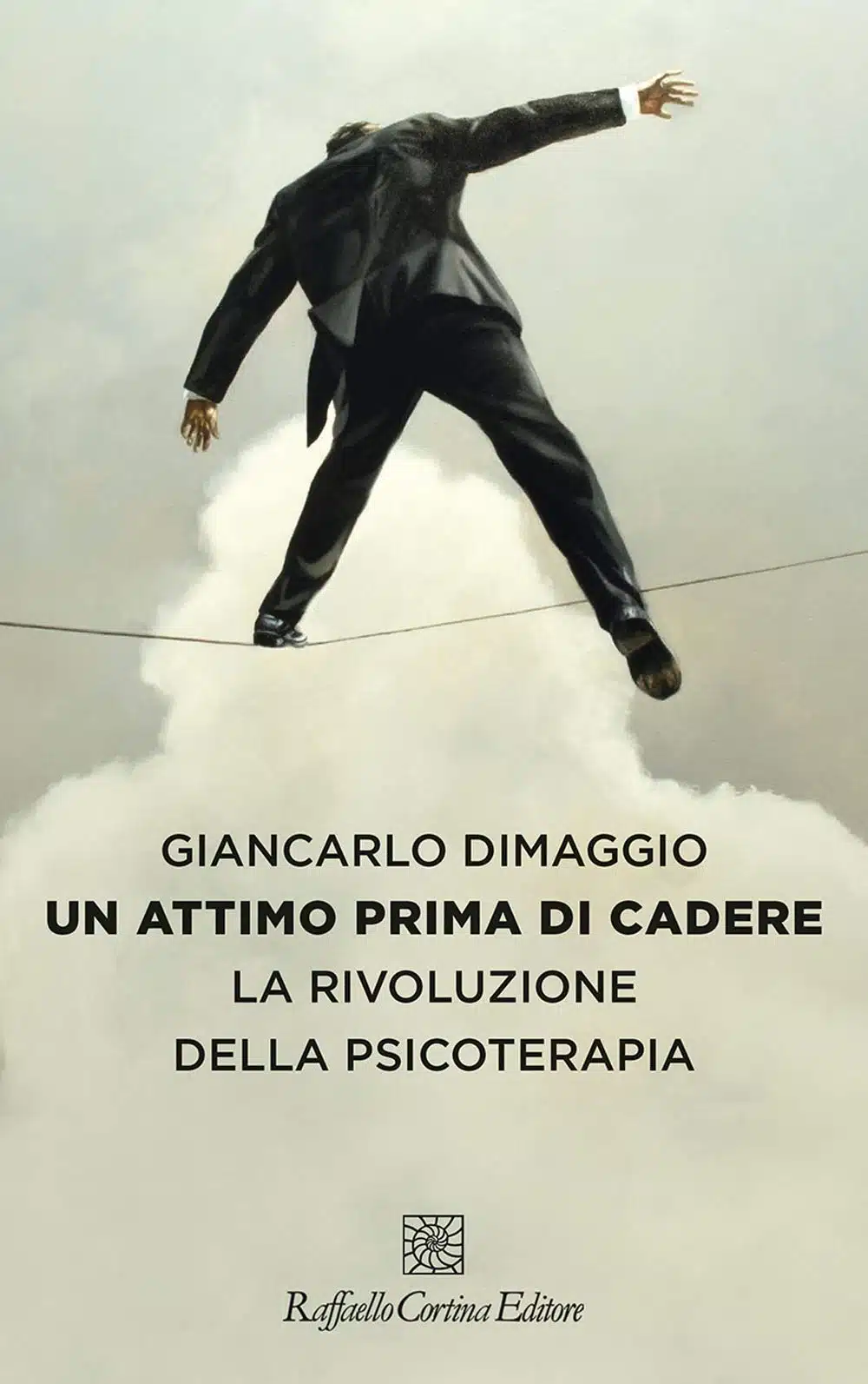 Un attimo prima di cadere. La rivoluzione della psicoterapia - Recensione