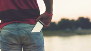 Sindrome da vibrazione fantasma smartphone e percezioni inesistenti