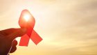 Sfidare l’AIDS, il fenomeno Bugchasing: quali motivi spingono a contrarre volontariamente il virus?