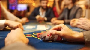 Poker: il tilt come aspetto legato allo sviluppo del gioco problematico