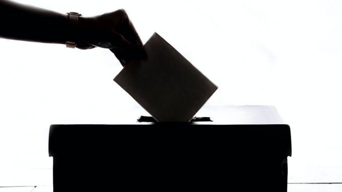 La psicologia politica: dall’antropologia culturale alla psicologia sociale, i paradigmi psicologici della vita politica contemporanea