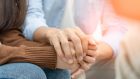 Come lo stress condiziona la percezione dei bisogni e i comportamenti di sostegno tra partner
